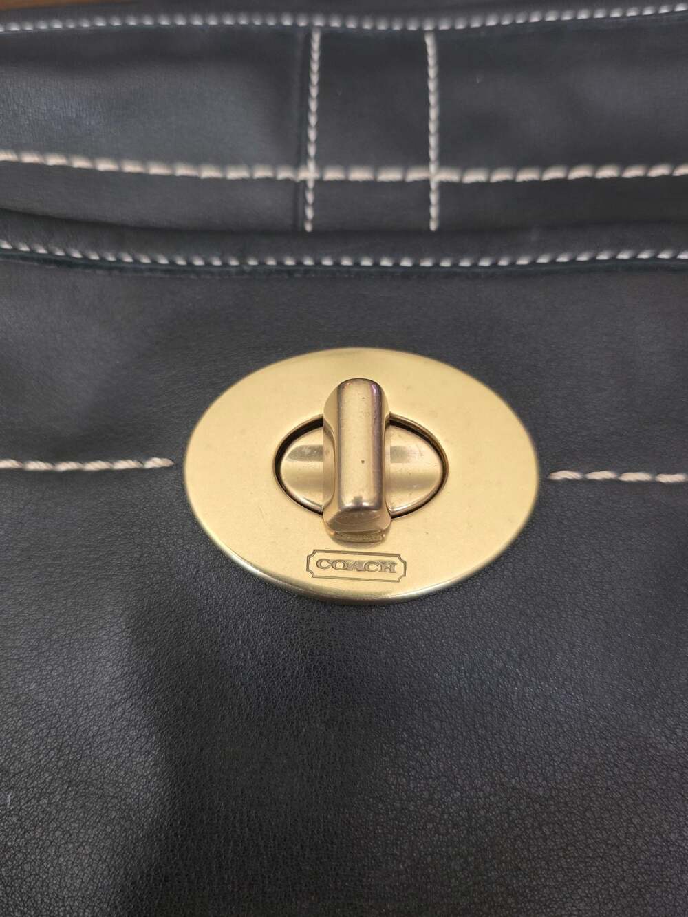 Coach Legacy Ergo Large Hobo Bag 10741 in Black Leather - Picture 2 of 6